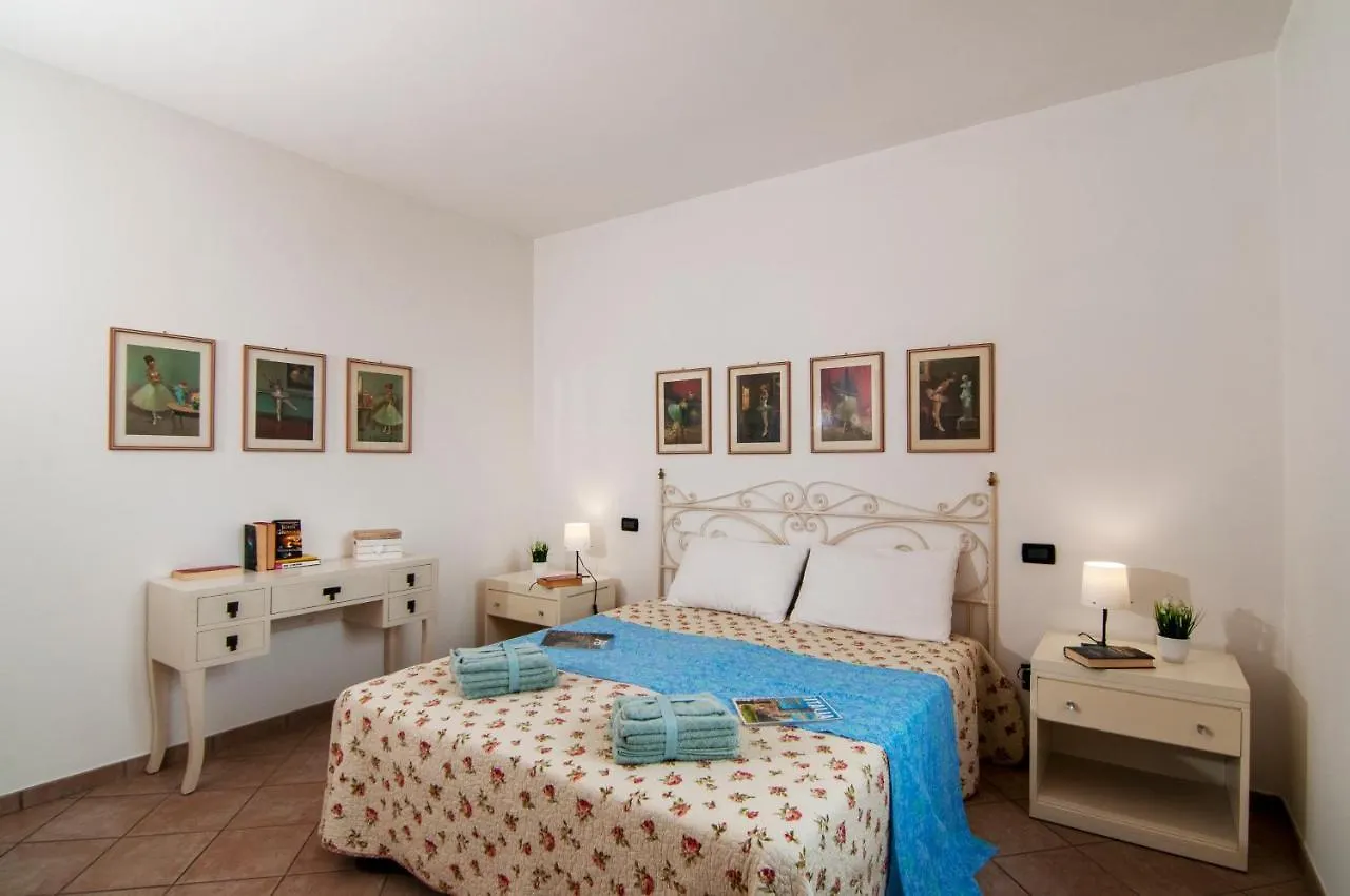 Villa Isedo Con Vista Lago Villanuova sul clisi 0*,  Italy