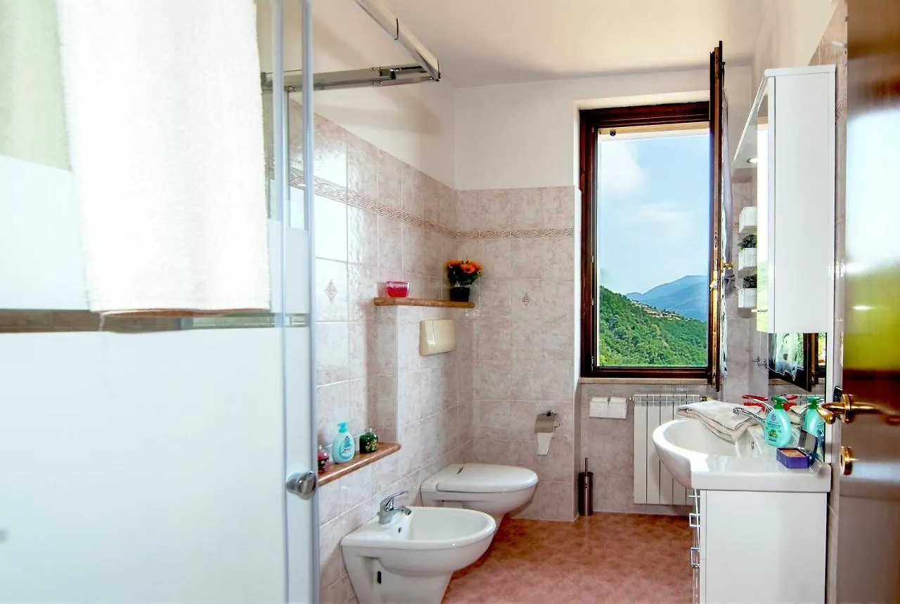 Villa Isedo Con Vista Lago Villanuova sul clisi